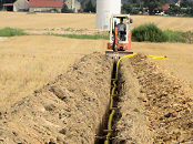 Kabel- und Drainagegraben